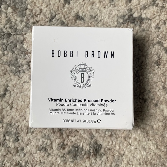 BOBBI BROWN Vitamin Enriched Pressed Powder - Picture 2 of 8